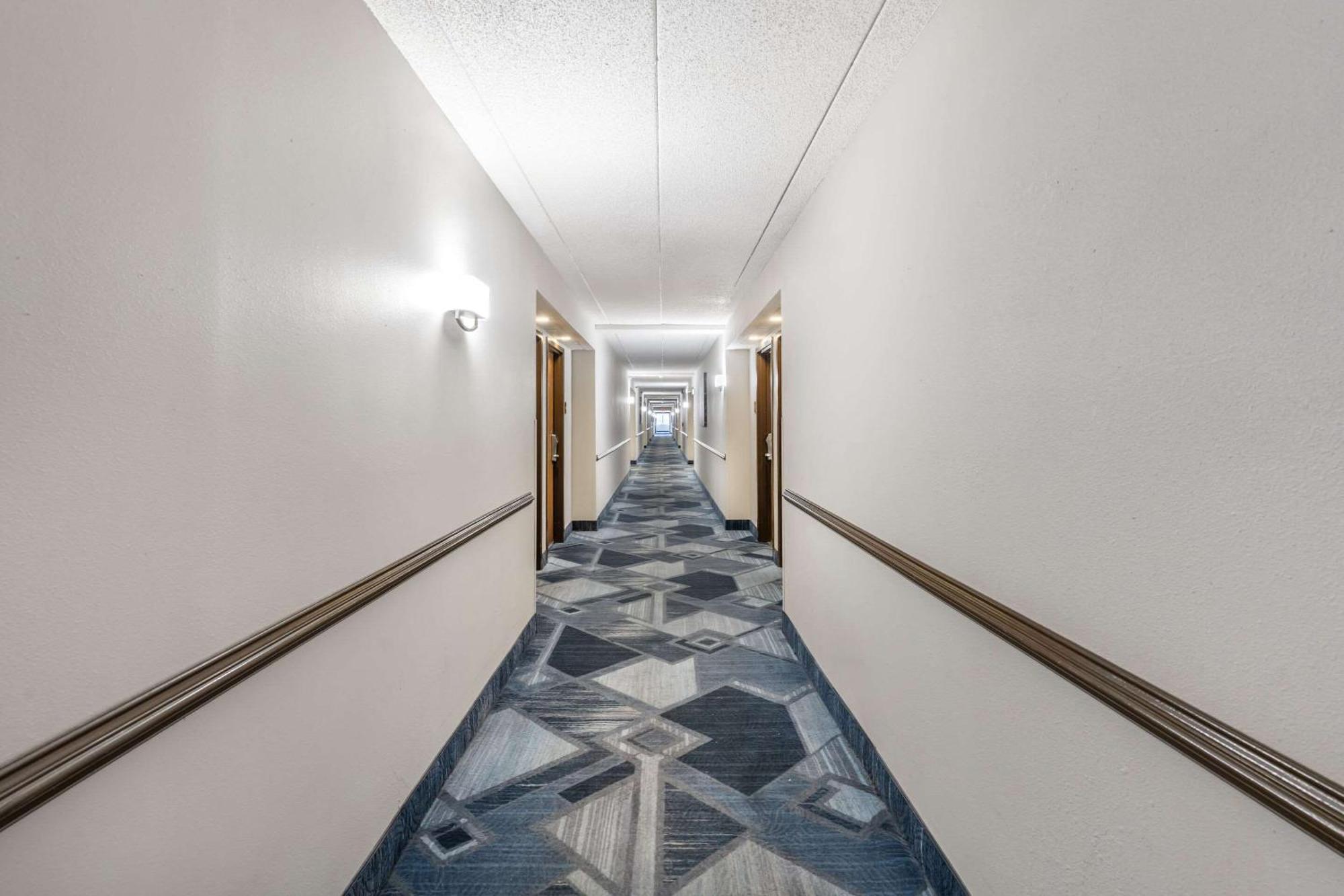 Best Western Plus Arbour Inn&Suites East Ridge Exterior foto